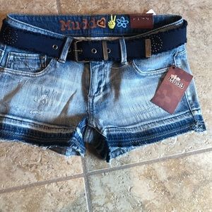 NWT Mudd jean shorts light wash with belt